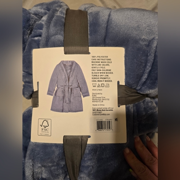 Nwt Plush Blue Robe - Picture 2 of 2